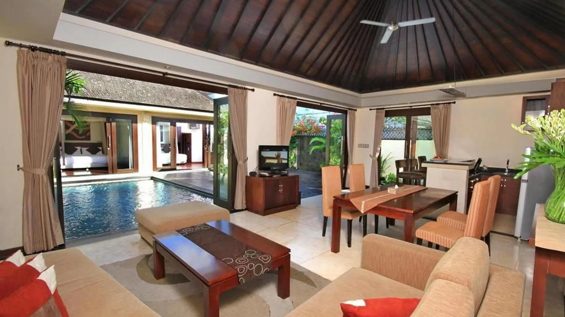 The Seri Villas Seminyak By Premier Hospitality Asia 0*, 塞米亚克